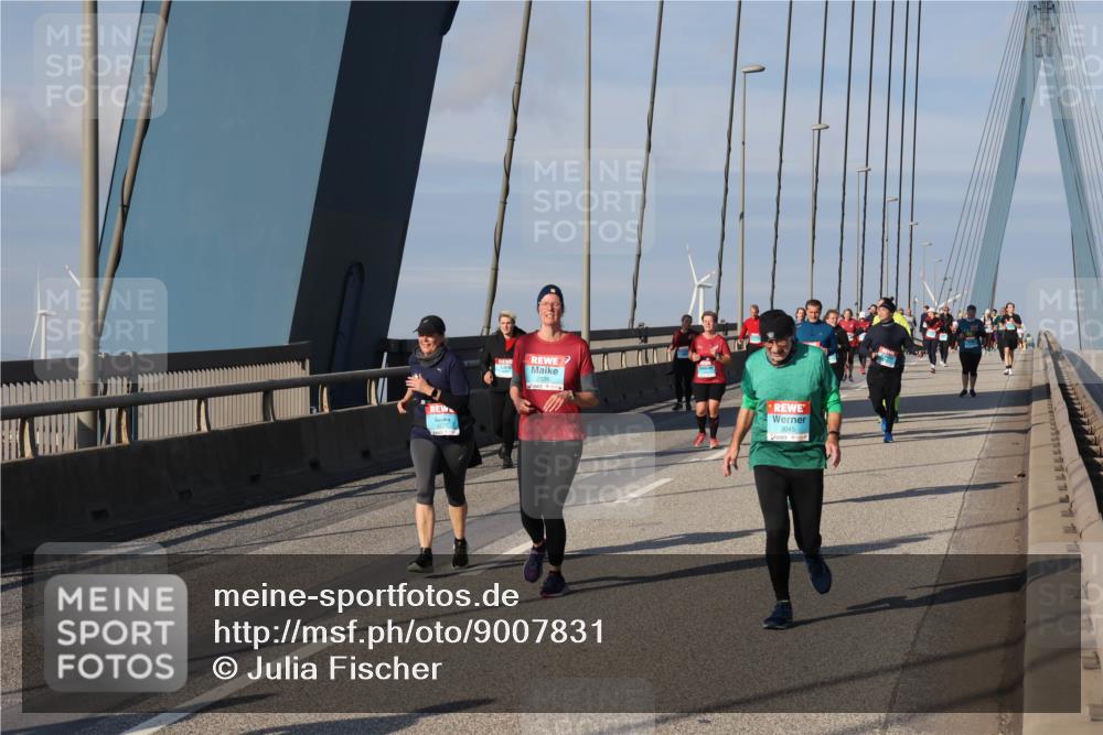 03.10.2025 - Köhlbrandbrückenlauf Julia Fischer http://msf.ph/oto/9007831 03.10.2025 10:01:36 Position 2  meine-sportfotos.de