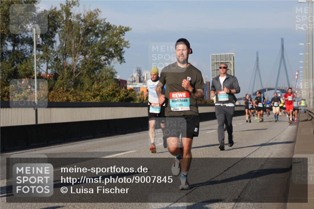 03.10.2025 - Köhlbrandbrückenlauf Luisa Fischer http://msf.ph/oto/9007845 03.10.2025 10:49:39 Position 3 1088, 1334 meine-sportfotos.de