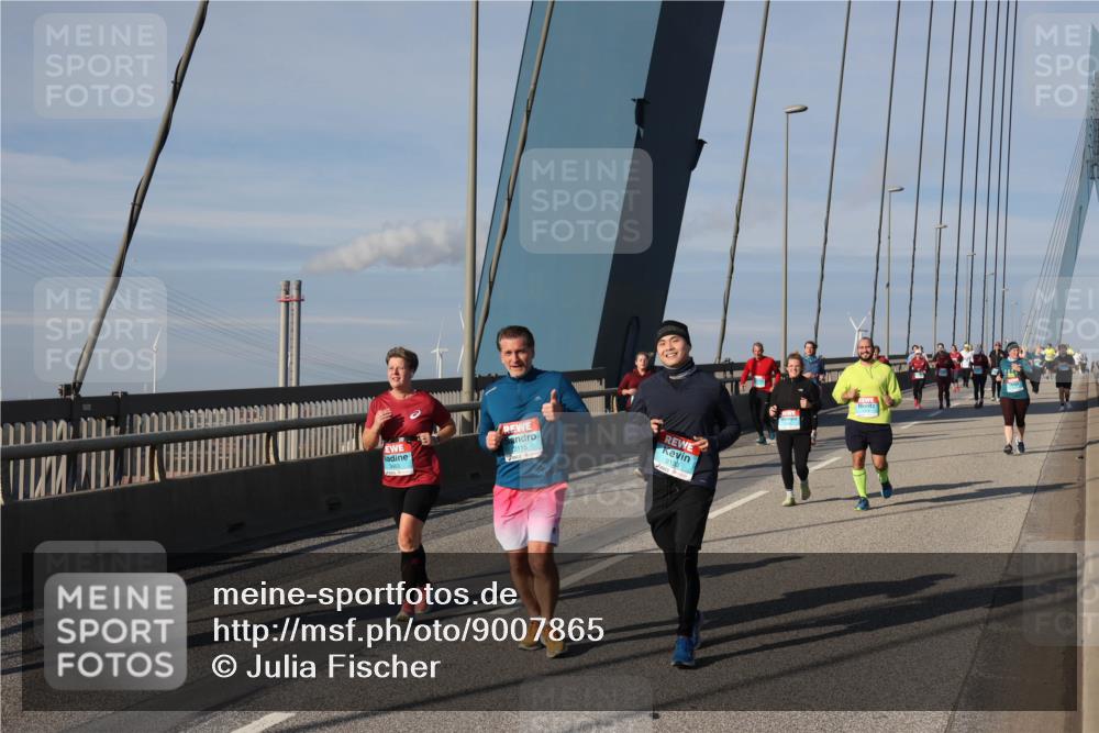 03.10.2025 - Köhlbrandbrückenlauf Julia Fischer http://msf.ph/oto/9007865 03.10.2025 10:01:45 Position 2 2133, 2115 meine-sportfotos.de