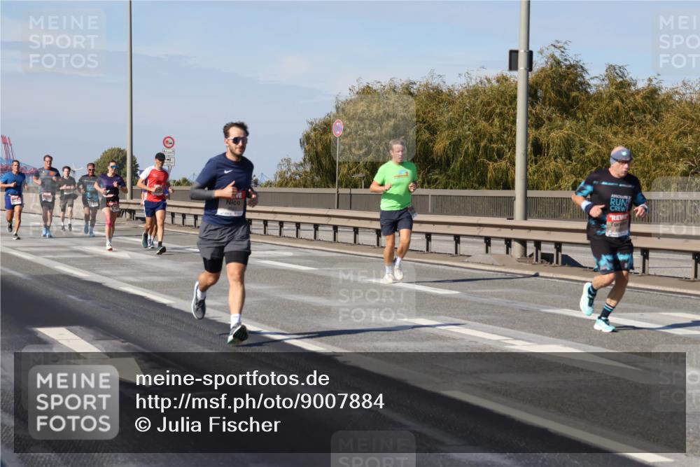 03.10.2025 - Köhlbrandbrückenlauf Julia Fischer http://msf.ph/oto/9007884 03.10.2025 12:48:46 Position 3  meine-sportfotos.de