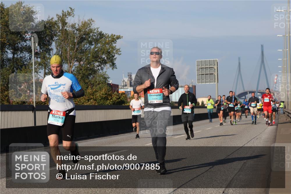 03.10.2025 - Köhlbrandbrückenlauf Luisa Fischer http://msf.ph/oto/9007885 03.10.2025 10:49:41 Position 3 41, 1334, 1116 meine-sportfotos.de