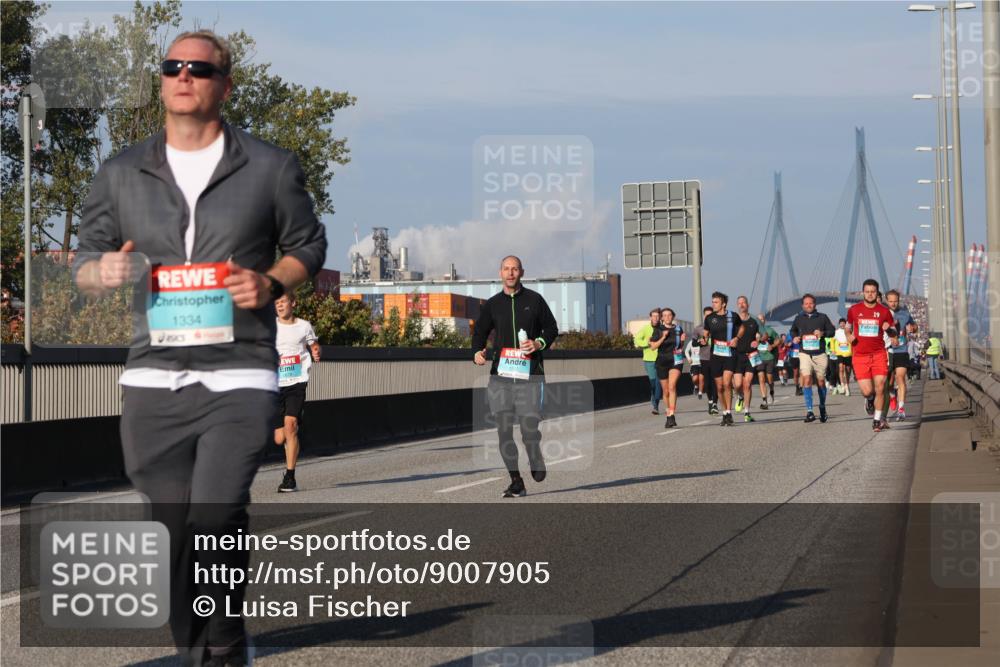03.10.2025 - Köhlbrandbrückenlauf Luisa Fischer http://msf.ph/oto/9007905 03.10.2025 10:49:43 Position 3 1334 meine-sportfotos.de