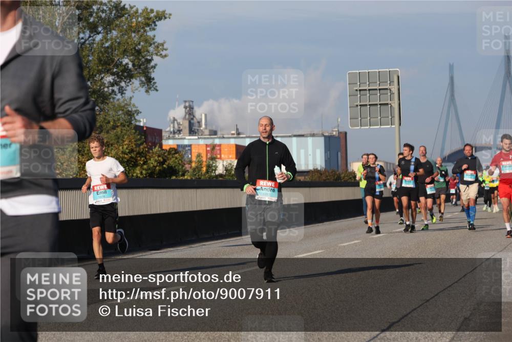 03.10.2025 - Köhlbrandbrückenlauf Luisa Fischer http://msf.ph/oto/9007911 03.10.2025 10:49:43 Position 3 1313 meine-sportfotos.de