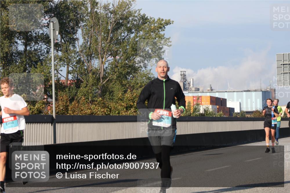 03.10.2025 - Köhlbrandbrückenlauf Luisa Fischer http://msf.ph/oto/9007937 03.10.2025 10:49:45 Position 3 1878 meine-sportfotos.de