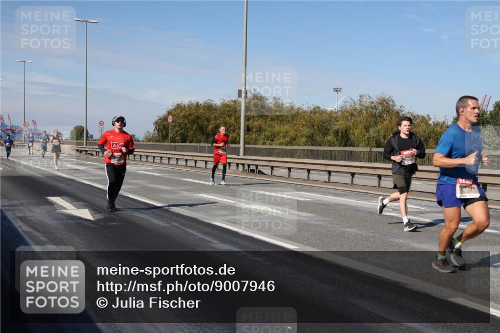 03.10.2025 - Köhlbrandbrückenlauf Julia Fischer http://msf.ph/oto/9007946 03.10.2025 12:48:57 Position 3 4130 meine-sportfotos.de