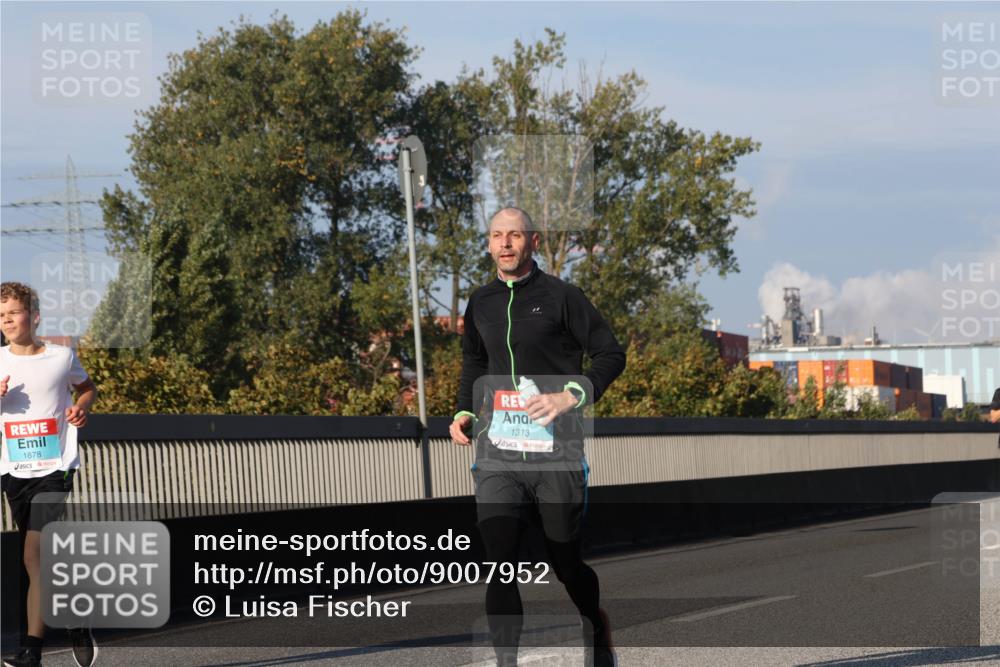 03.10.2025 - Köhlbrandbrückenlauf Luisa Fischer http://msf.ph/oto/9007952 03.10.2025 10:49:46 Position 3 1878, 1313 meine-sportfotos.de