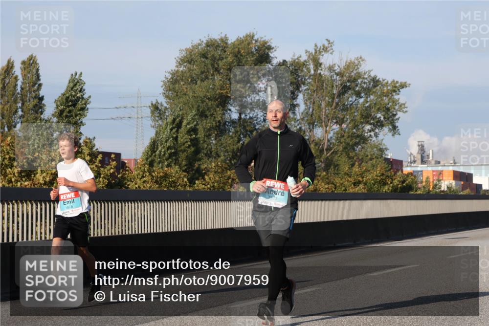 03.10.2025 - Köhlbrandbrückenlauf Luisa Fischer http://msf.ph/oto/9007959 03.10.2025 10:49:46 Position 3 1878, 1813 meine-sportfotos.de