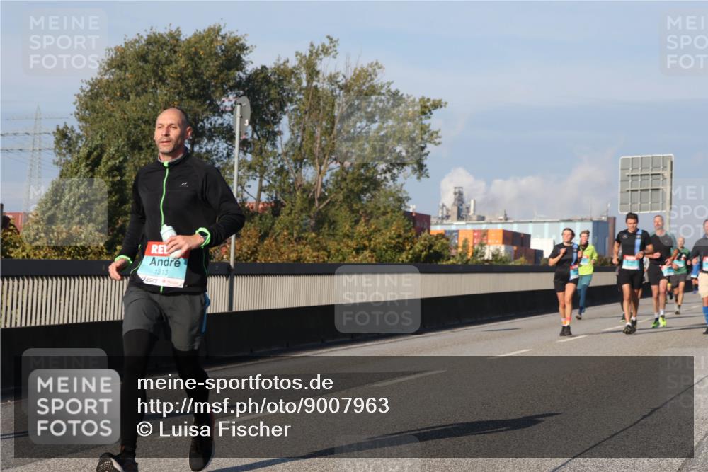 03.10.2025 - Köhlbrandbrückenlauf Luisa Fischer http://msf.ph/oto/9007963 03.10.2025 10:49:47 Position 3 1313 meine-sportfotos.de