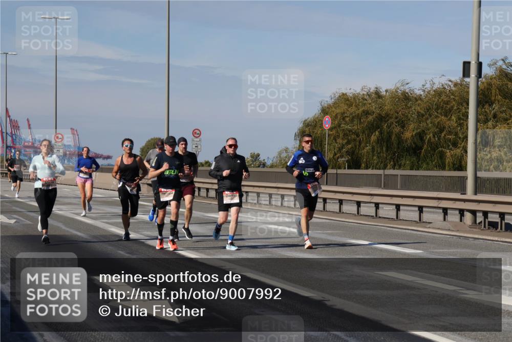 03.10.2025 - Köhlbrandbrückenlauf Julia Fischer http://msf.ph/oto/9007992 03.10.2025 12:49:14 Position 3  meine-sportfotos.de