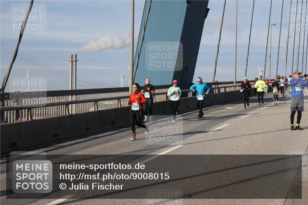 03.10.2025 - Köhlbrandbrückenlauf Julia Fischer http://msf.ph/oto/9008015 03.10.2025 10:02:20 Position 2  meine-sportfotos.de