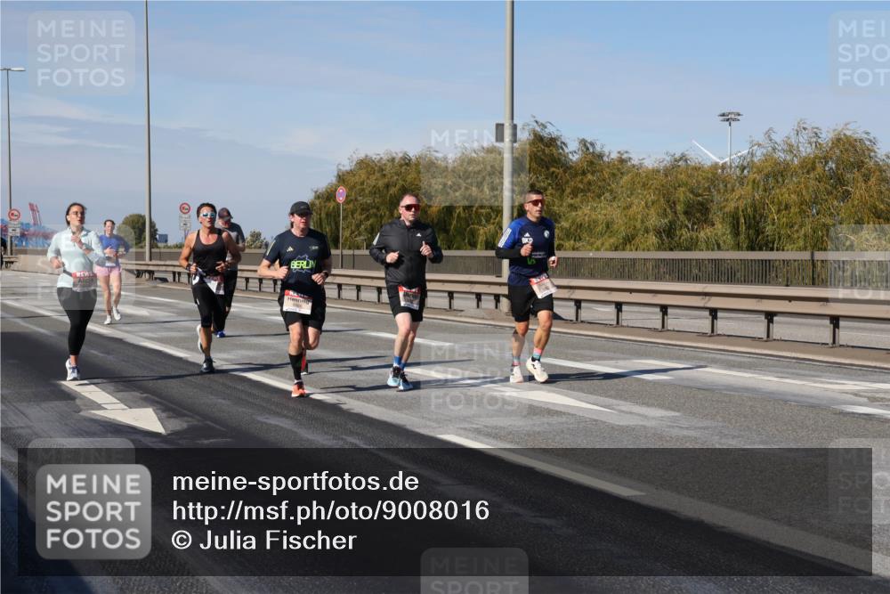 03.10.2025 - Köhlbrandbrückenlauf Julia Fischer http://msf.ph/oto/9008016 03.10.2025 12:49:16 Position 3 5 meine-sportfotos.de