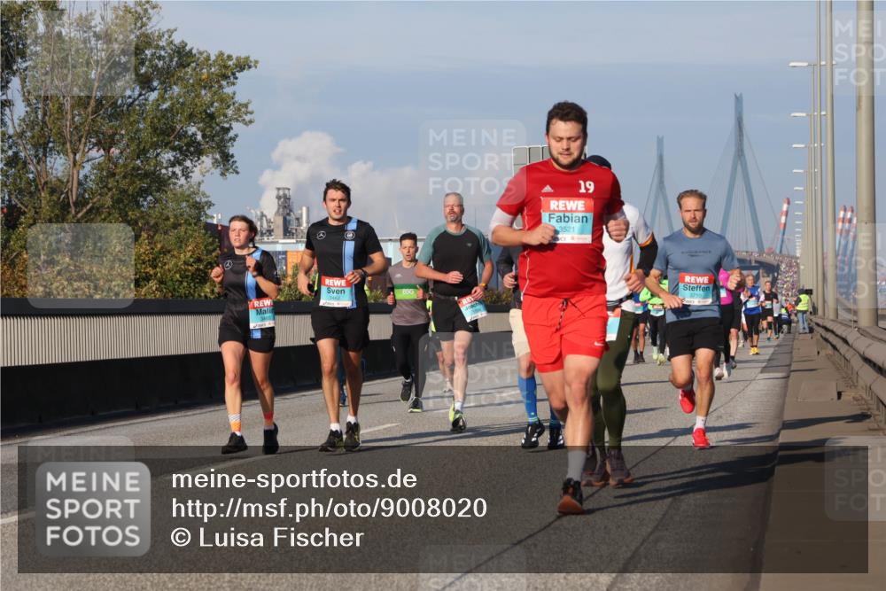 03.10.2025 - Köhlbrandbrückenlauf Luisa Fischer http://msf.ph/oto/9008020 03.10.2025 10:49:50 Position 3 3462, 19, 3521, 3710 meine-sportfotos.de
