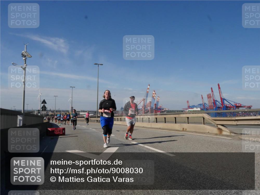 03.10.2025 - Köhlbrandbrückenlauf Matties Gatica Varas http://msf.ph/oto/9008030 03.10.2025 13:03:47 Position 2  meine-sportfotos.de
