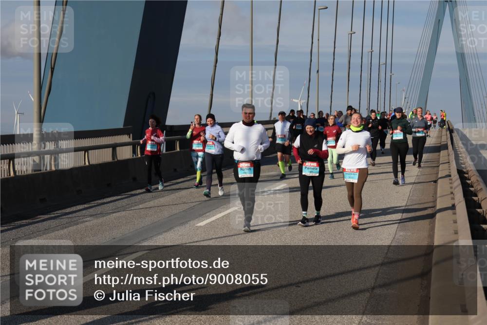 03.10.2025 - Köhlbrandbrückenlauf Julia Fischer http://msf.ph/oto/9008055 03.10.2025 10:02:29 Position 2  meine-sportfotos.de