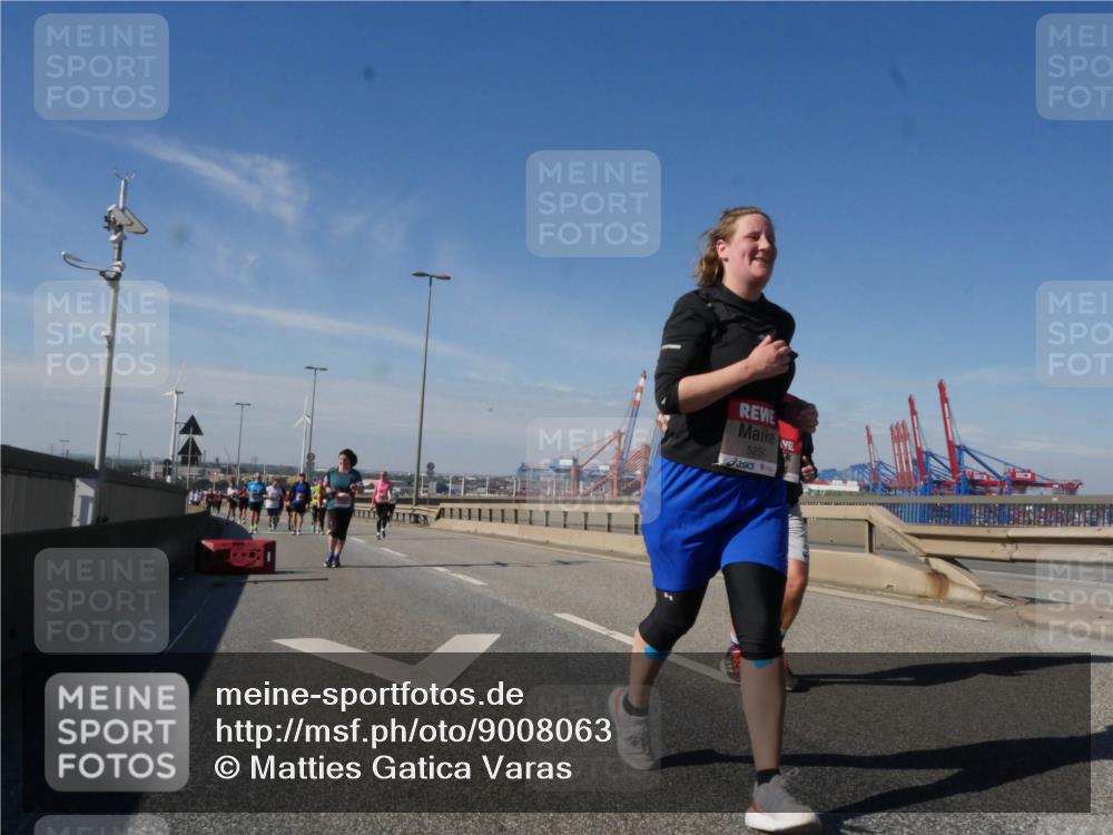 03.10.2025 - Köhlbrandbrückenlauf Matties Gatica Varas http://msf.ph/oto/9008063 03.10.2025 13:03:49 Position 2 5250 meine-sportfotos.de