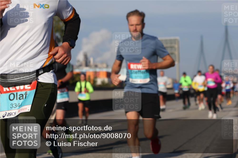 03.10.2025 - Köhlbrandbrückenlauf Luisa Fischer http://msf.ph/oto/9008070 03.10.2025 10:49:54 Position 3 3344 meine-sportfotos.de