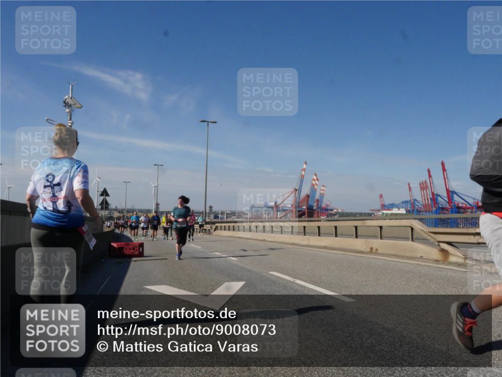 03.10.2025 - Köhlbrandbrückenlauf Matties Gatica Varas http://msf.ph/oto/9008073 03.10.2025 13:03:50 Position 2  meine-sportfotos.de