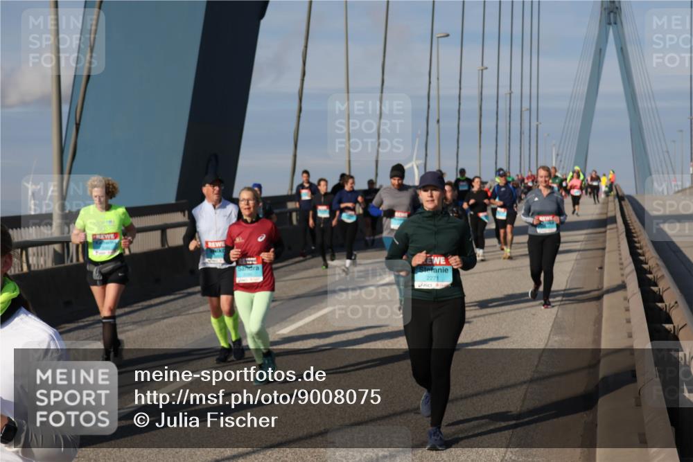 03.10.2025 - Köhlbrandbrückenlauf Julia Fischer http://msf.ph/oto/9008075 03.10.2025 10:02:34 Position 2 2271 meine-sportfotos.de