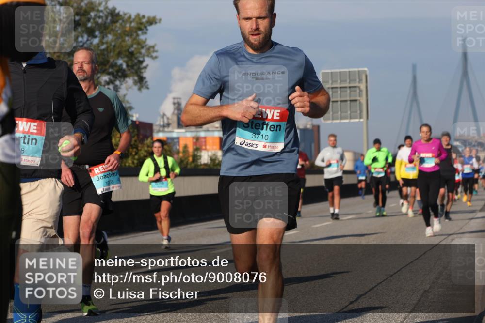 03.10.2025 - Köhlbrandbrückenlauf Luisa Fischer http://msf.ph/oto/9008076 03.10.2025 10:49:54 Position 3 8, 1056, 3710 meine-sportfotos.de