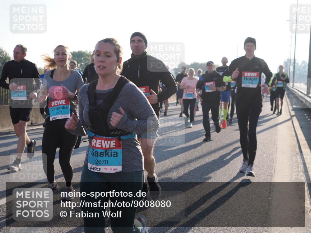 03.10.2025 - Köhlbrandbrückenlauf Fabian Wolf http://msf.ph/oto/9008080 03.10.2025 09:20:32 Position 3 1786, 1907, 2678, 1192 meine-sportfotos.de