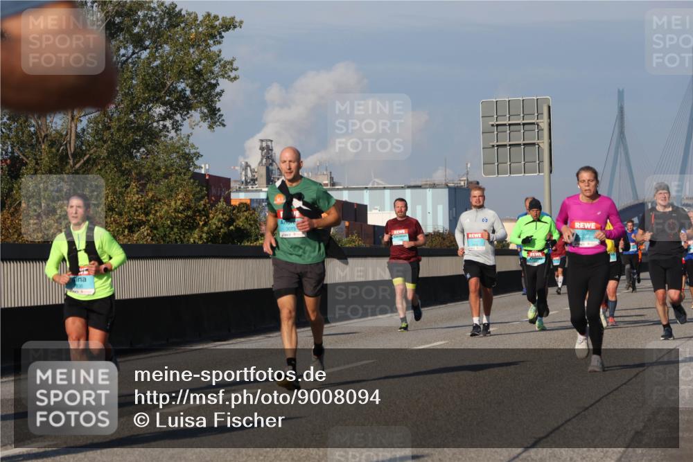 03.10.2025 - Köhlbrandbrückenlauf Luisa Fischer http://msf.ph/oto/9008094 03.10.2025 10:49:56 Position 3 3073 meine-sportfotos.de