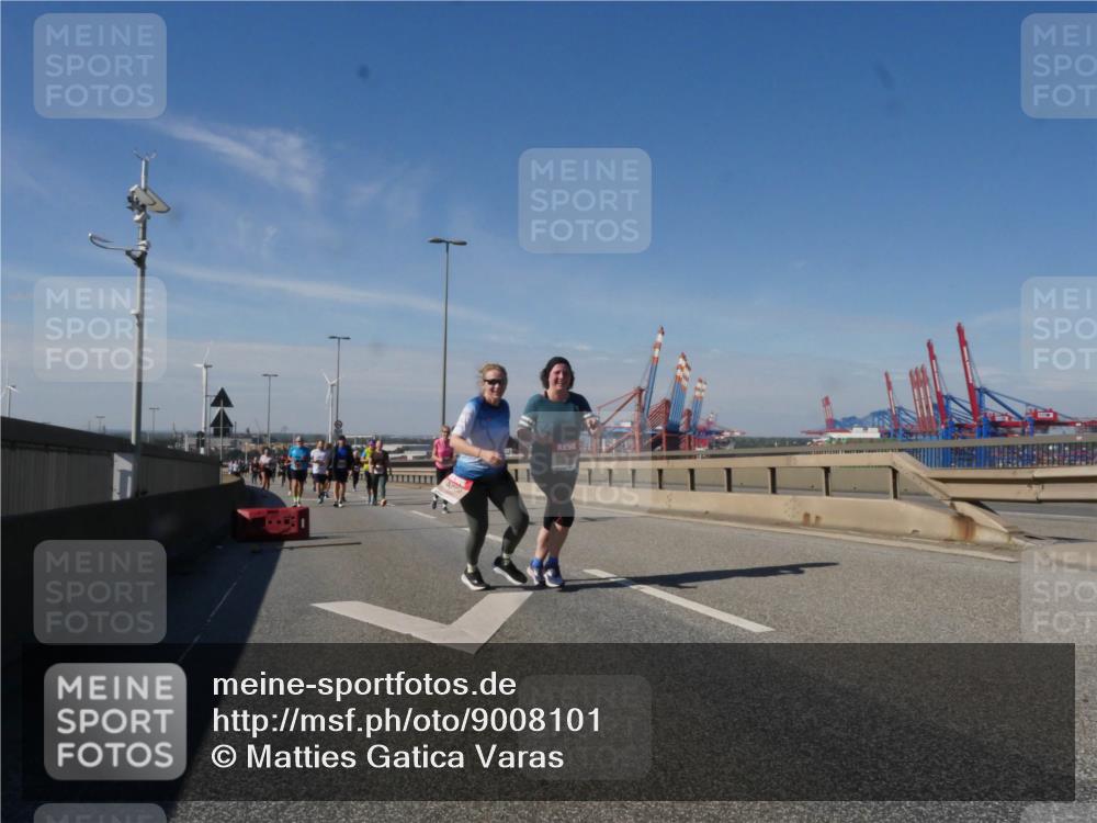 03.10.2025 - Köhlbrandbrückenlauf Matties Gatica Varas http://msf.ph/oto/9008101 03.10.2025 13:03:52 Position 2  meine-sportfotos.de