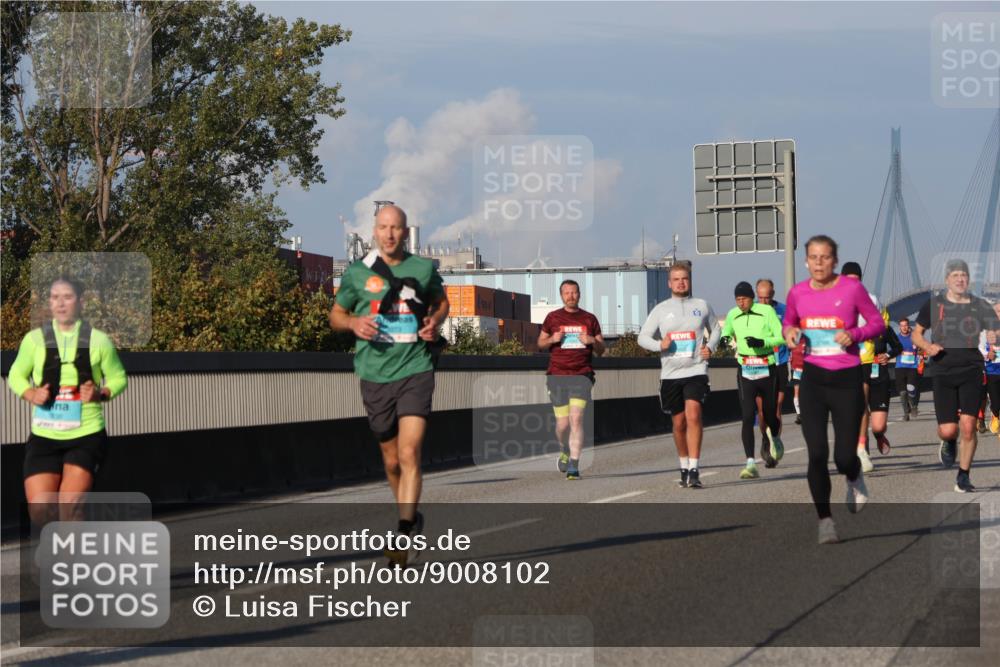 03.10.2025 - Köhlbrandbrückenlauf Luisa Fischer http://msf.ph/oto/9008102 03.10.2025 10:49:56 Position 3  meine-sportfotos.de