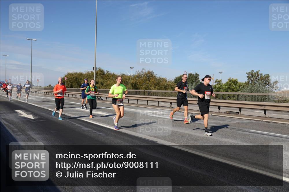 03.10.2025 - Köhlbrandbrückenlauf Julia Fischer http://msf.ph/oto/9008111 03.10.2025 12:49:40 Position 3  meine-sportfotos.de