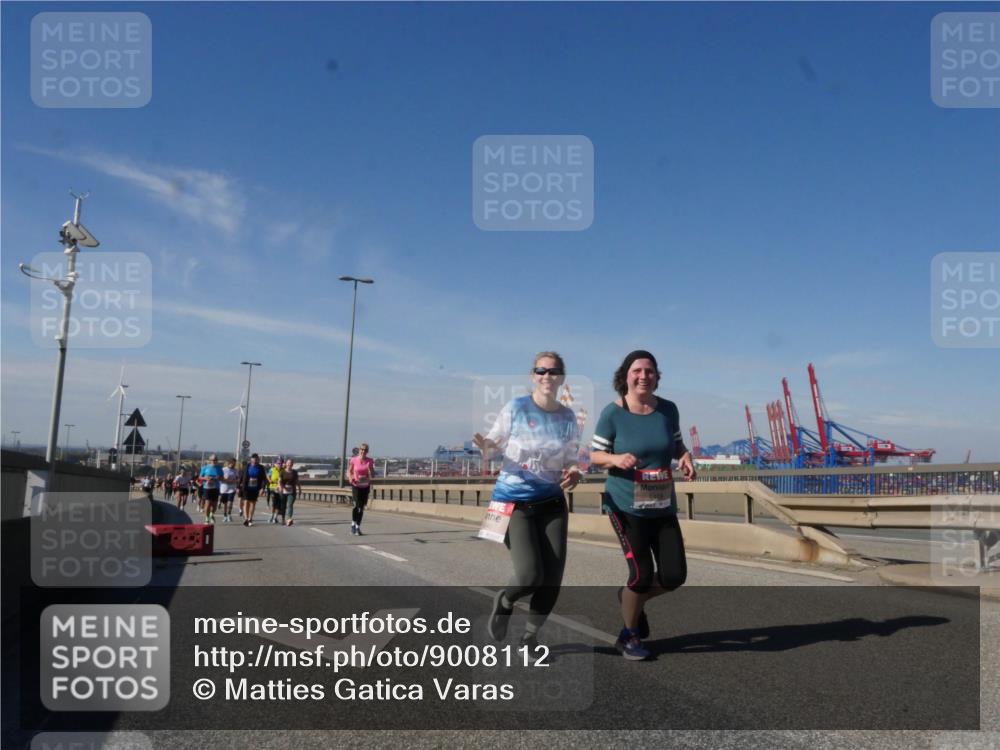 03.10.2025 - Köhlbrandbrückenlauf Matties Gatica Varas http://msf.ph/oto/9008112 03.10.2025 13:03:53 Position 2  meine-sportfotos.de