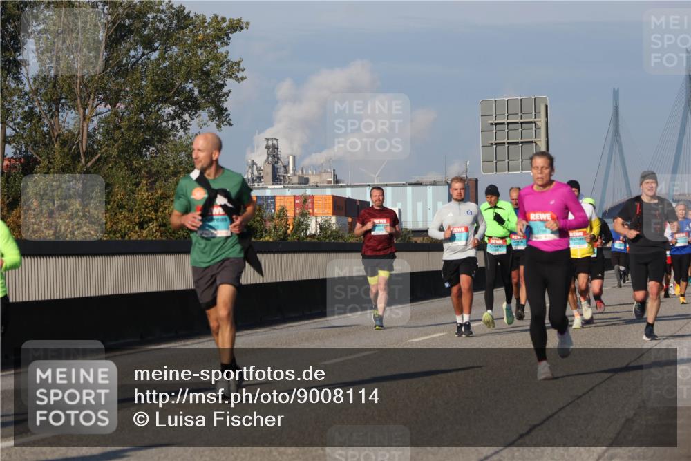 03.10.2025 - Köhlbrandbrückenlauf Luisa Fischer http://msf.ph/oto/9008114 03.10.2025 10:49:57 Position 3  meine-sportfotos.de
