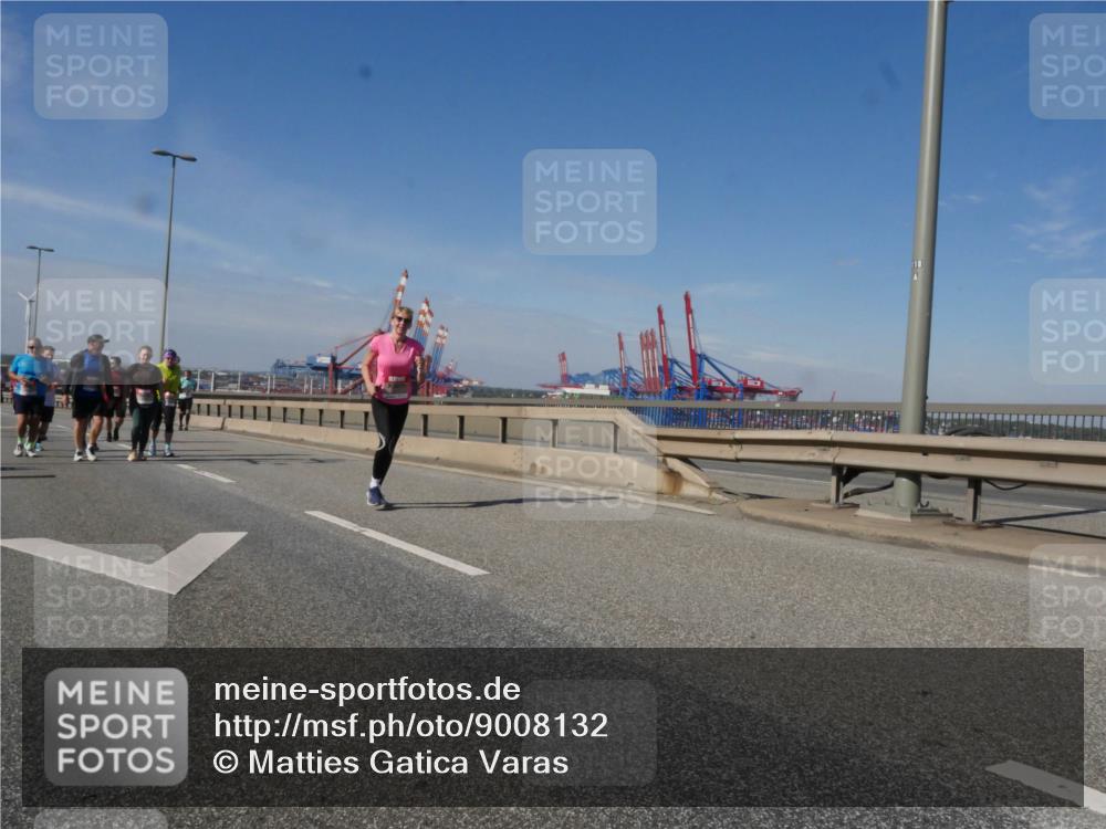 03.10.2025 - Köhlbrandbrückenlauf Matties Gatica Varas http://msf.ph/oto/9008132 03.10.2025 13:03:57 Position 2 118 meine-sportfotos.de