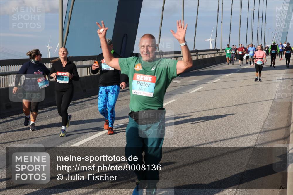 03.10.2025 - Köhlbrandbrückenlauf Julia Fischer http://msf.ph/oto/9008136 03.10.2025 10:02:46 Position 2 2272 meine-sportfotos.de