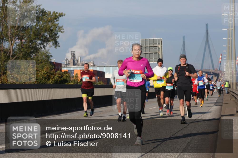 03.10.2025 - Köhlbrandbrückenlauf Luisa Fischer http://msf.ph/oto/9008141 03.10.2025 10:49:58 Position 3 8766 meine-sportfotos.de