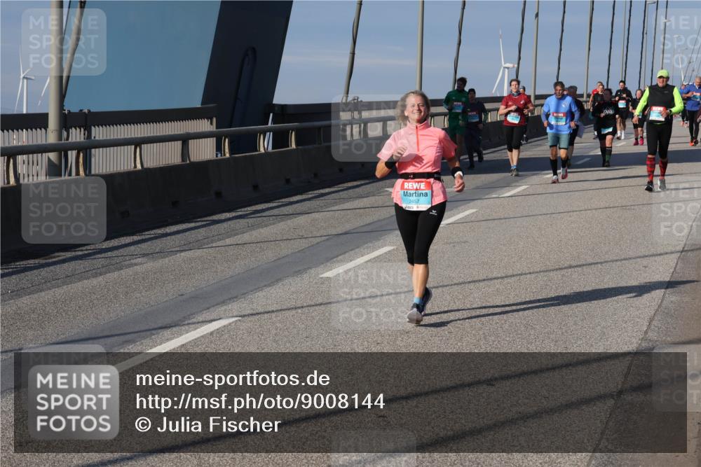 03.10.2025 - Köhlbrandbrückenlauf Julia Fischer http://msf.ph/oto/9008144 03.10.2025 10:02:52 Position 2 2457 meine-sportfotos.de