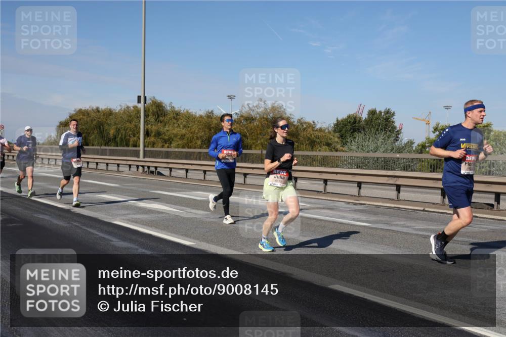 03.10.2025 - Köhlbrandbrückenlauf Julia Fischer http://msf.ph/oto/9008145 03.10.2025 12:49:43 Position 3  meine-sportfotos.de