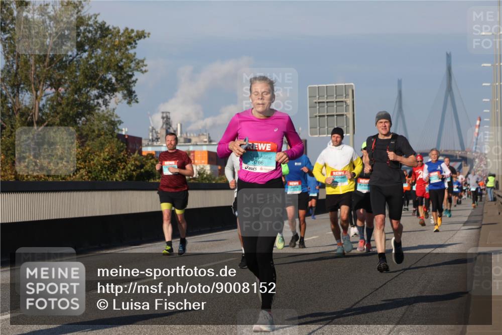 03.10.2025 - Köhlbrandbrückenlauf Luisa Fischer http://msf.ph/oto/9008152 03.10.2025 10:49:59 Position 3 3766 meine-sportfotos.de