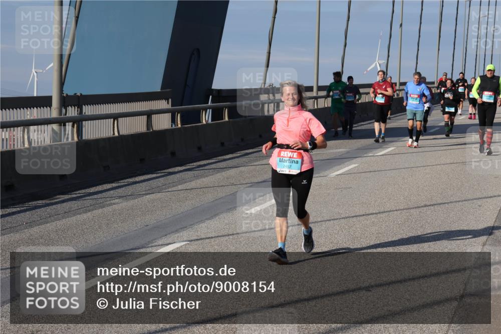 03.10.2025 - Köhlbrandbrückenlauf Julia Fischer http://msf.ph/oto/9008154 03.10.2025 10:02:53 Position 2 2457 meine-sportfotos.de