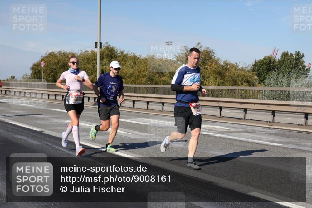 03.10.2025 - Köhlbrandbrückenlauf Julia Fischer http://msf.ph/oto/9008161 03.10.2025 12:49:45 Position 3 4079 meine-sportfotos.de