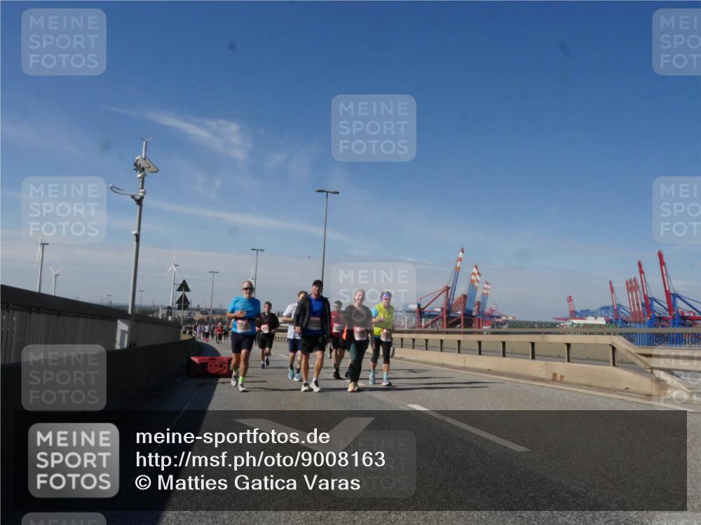 03.10.2025 - Köhlbrandbrückenlauf Matties Gatica Varas http://msf.ph/oto/9008163 03.10.2025 13:04:00 Position 2  meine-sportfotos.de