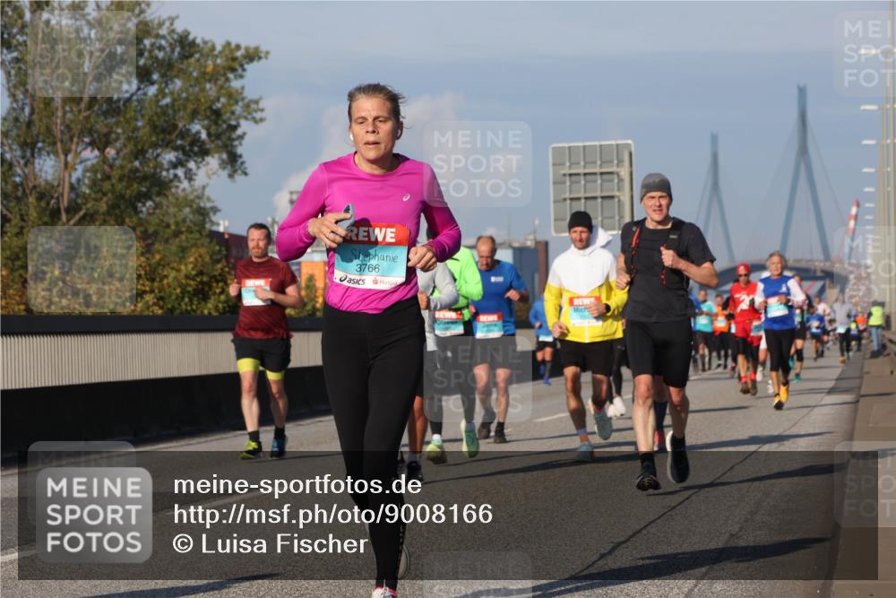 03.10.2025 - Köhlbrandbrückenlauf Luisa Fischer http://msf.ph/oto/9008166 03.10.2025 10:50:00 Position 3 3766 meine-sportfotos.de