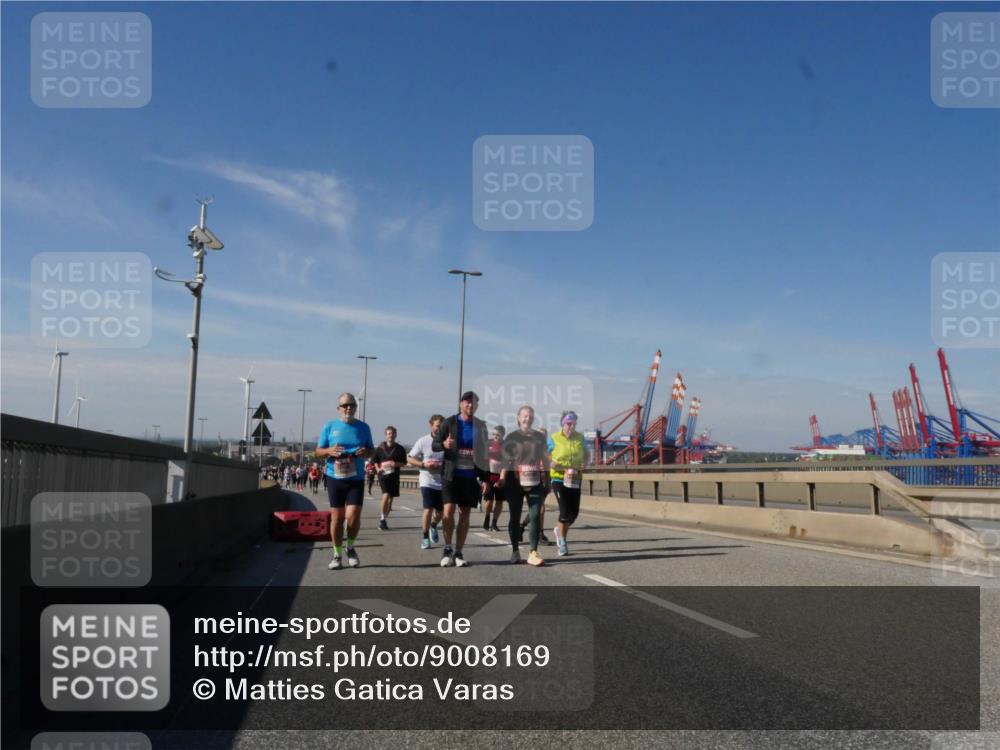 03.10.2025 - Köhlbrandbrückenlauf Matties Gatica Varas http://msf.ph/oto/9008169 03.10.2025 13:04:00 Position 2  meine-sportfotos.de