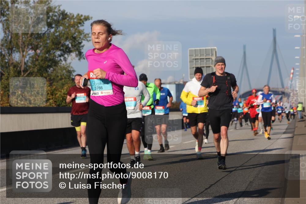 03.10.2025 - Köhlbrandbrückenlauf Luisa Fischer http://msf.ph/oto/9008170 03.10.2025 10:50:00 Position 3 3766 meine-sportfotos.de