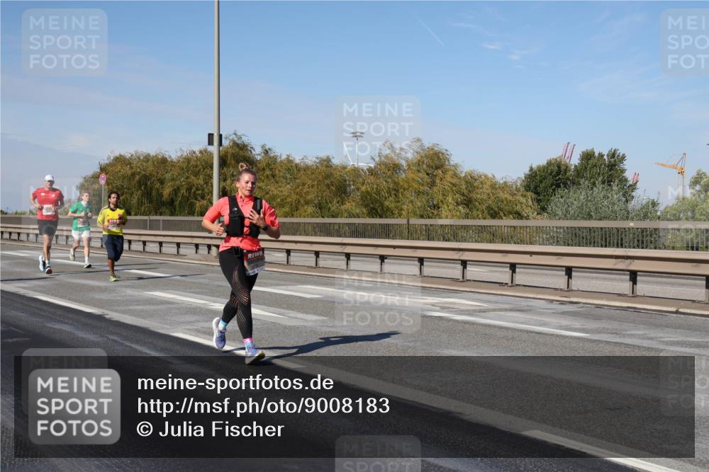 03.10.2025 - Köhlbrandbrückenlauf Julia Fischer http://msf.ph/oto/9008183 03.10.2025 12:49:48 Position 3  meine-sportfotos.de