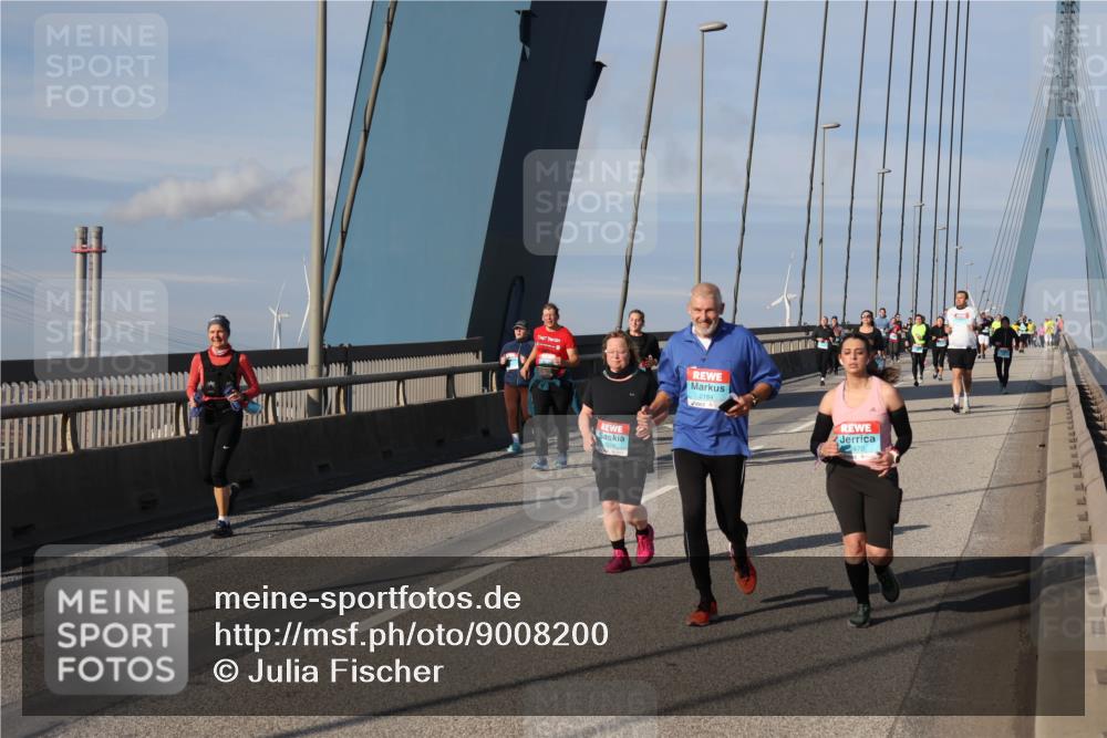 03.10.2025 - Köhlbrandbrückenlauf Julia Fischer http://msf.ph/oto/9008200 03.10.2025 10:03:08 Position 2 2184 meine-sportfotos.de