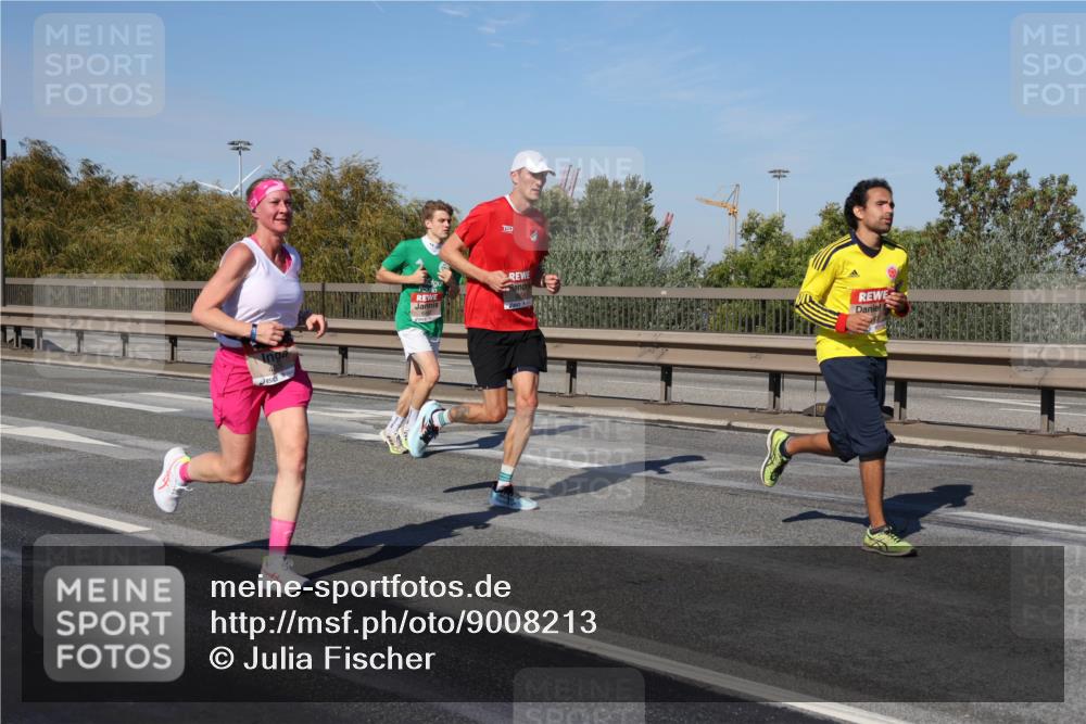 03.10.2025 - Köhlbrandbrückenlauf Julia Fischer http://msf.ph/oto/9008213 03.10.2025 12:49:53 Position 3  meine-sportfotos.de