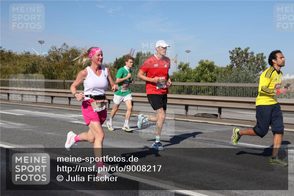 03.10.2025 - Köhlbrandbrückenlauf Julia Fischer http://msf.ph/oto/9008217 03.10.2025 12:49:53 Position 3 422 meine-sportfotos.de