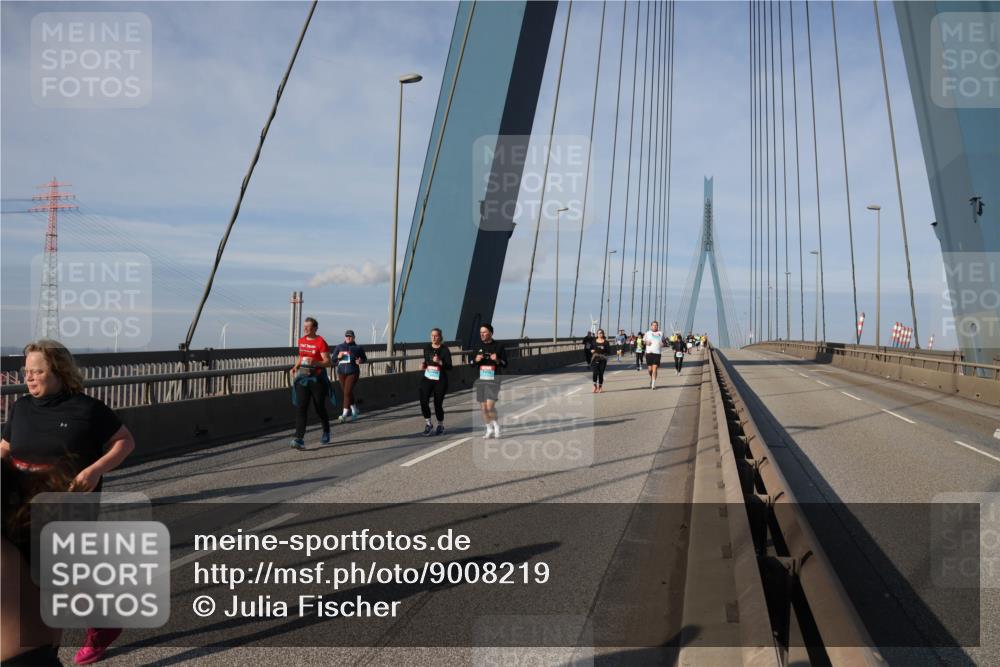 03.10.2025 - Köhlbrandbrückenlauf Julia Fischer http://msf.ph/oto/9008219 03.10.2025 10:03:12 Position 2  meine-sportfotos.de