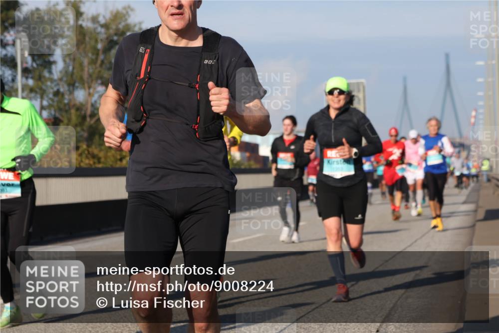 03.10.2025 - Köhlbrandbrückenlauf Luisa Fischer http://msf.ph/oto/9008224 03.10.2025 10:50:04 Position 3  meine-sportfotos.de