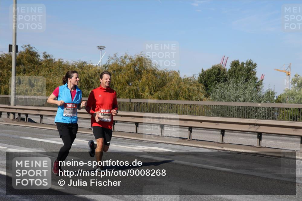 03.10.2025 - Köhlbrandbrückenlauf Julia Fischer http://msf.ph/oto/9008268 03.10.2025 12:50:06 Position 3 6341, 6706 meine-sportfotos.de