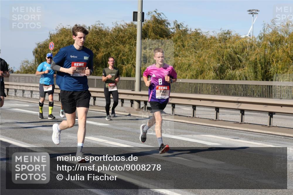 03.10.2025 - Köhlbrandbrückenlauf Julia Fischer http://msf.ph/oto/9008278 03.10.2025 12:50:09 Position 3 4322, 4118 meine-sportfotos.de
